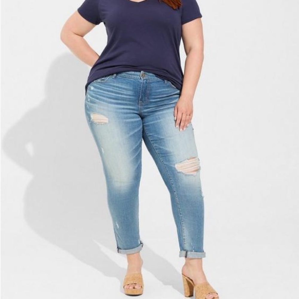 Torrid Boyfriend Straight Vintage Stretch Mid-Rise Jean